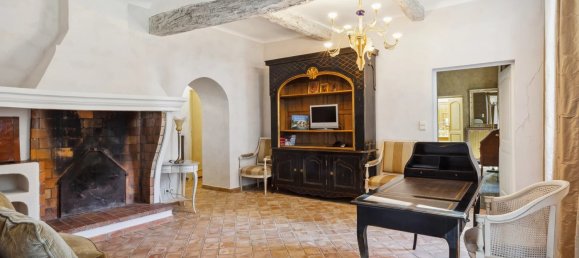 9 bedrooms Villa in Grasse, France No. 1568 7