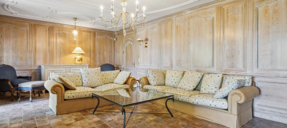 9 bedrooms Villa in Grasse, France No. 1568 10