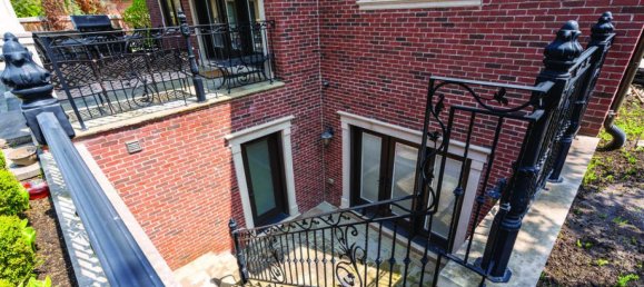 7 Schlafzimmer Haus in Mississauga, Canada, Nr. 849 8