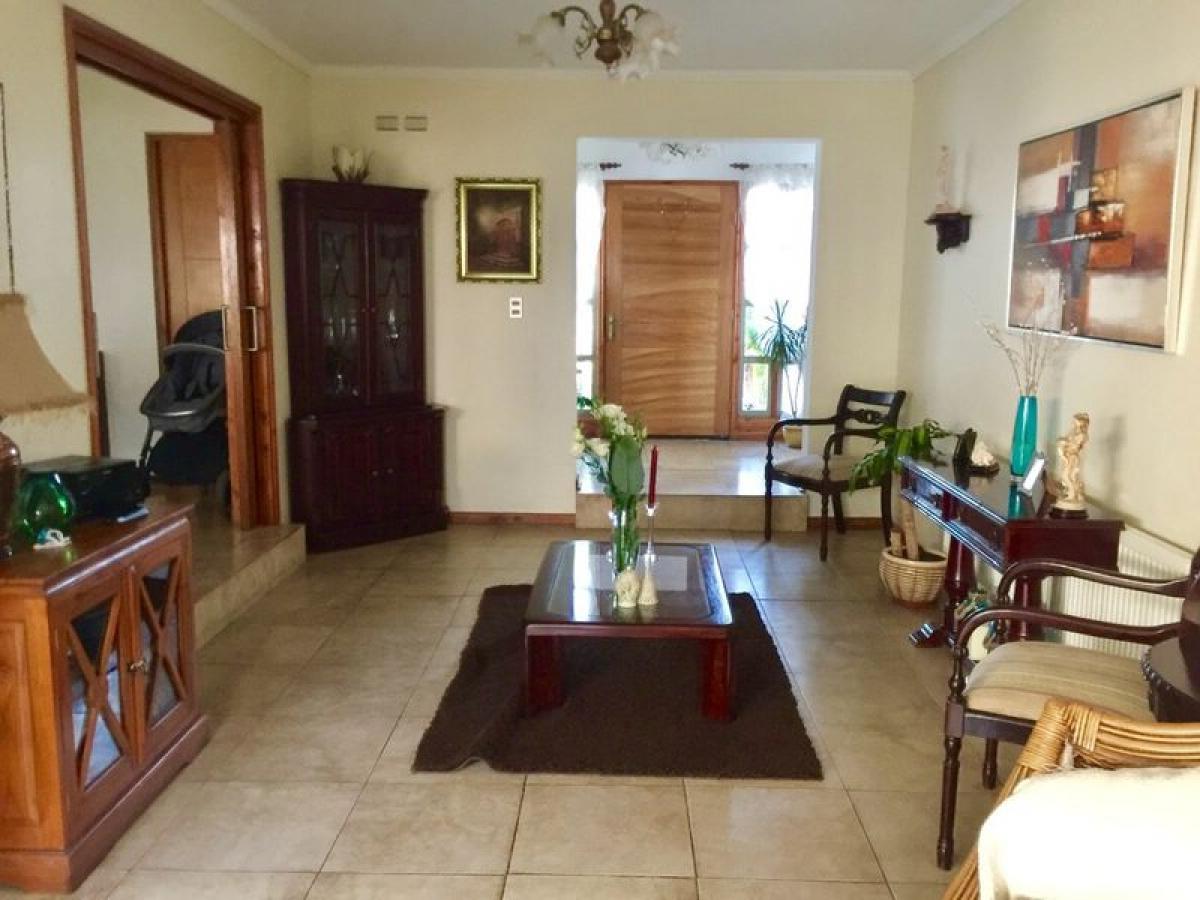 5 bedrooms House in Valparaiso, Chile No. 2248