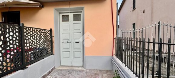 3 bedrooms House in Montemurlo, Italy No. 322180 12