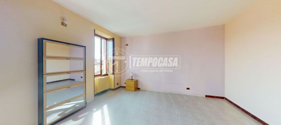 3 rooms Duplex in Olgiate Comasco, Italy No. 313817 8
