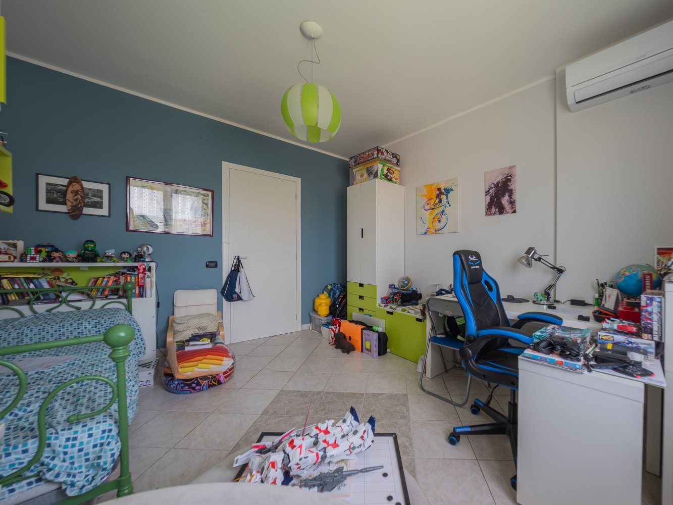 8 rooms Apartment in Asti, Italy No. 374401