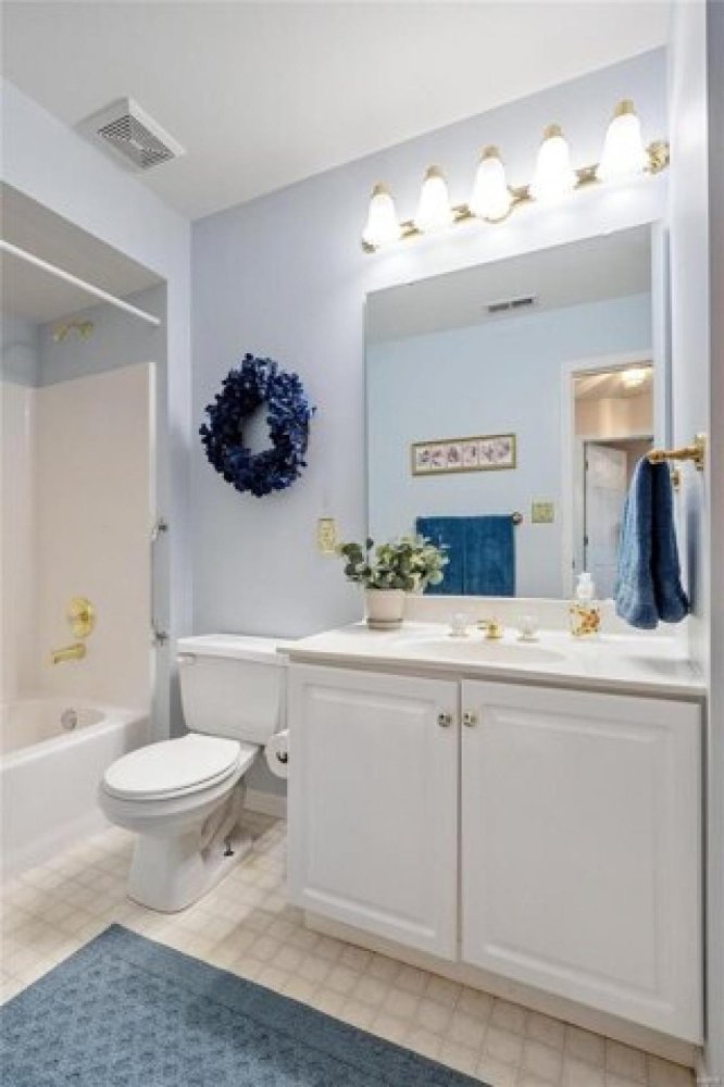 Casa de 2 dormitorios en Saint Louis, USA No. 395655