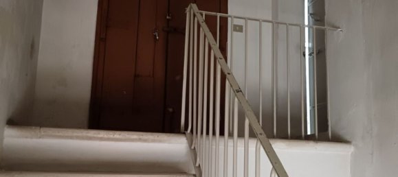 2-salle Appartement à Gioia del Colle, Italy No. 42364 9