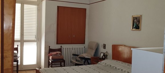 2-salle Appartement à Gioia del Colle, Italy No. 42364 6