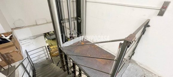 5 rooms Commercial property in Turin, Italy No. 375272 21