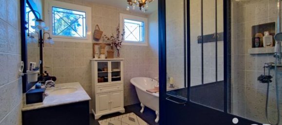 6 bedrooms House in Cormeilles-en-Vexin, France No. 354054 9