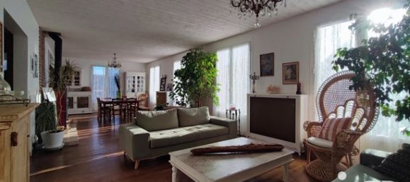 6 bedrooms House in Cormeilles-en-Vexin, France No. 354054 3