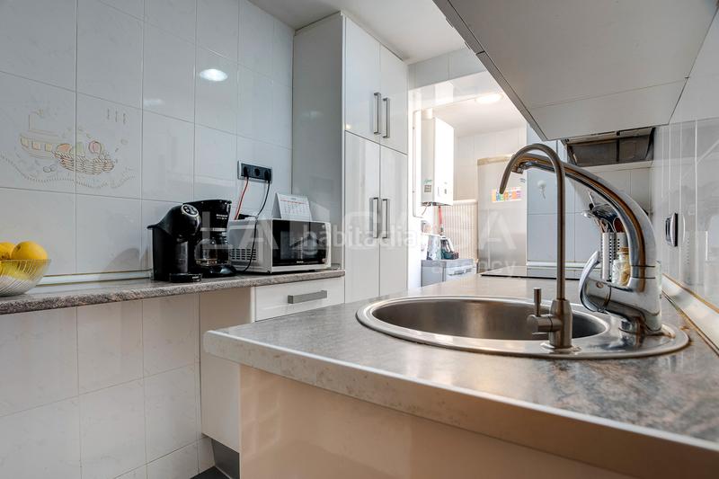 2 Schlafzimmer Wohnung in Cornella De Llobregat, Spain, Nr. 187636