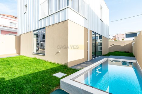 3 غرف نوم منزل في Cascais, Portugal رقم 118280