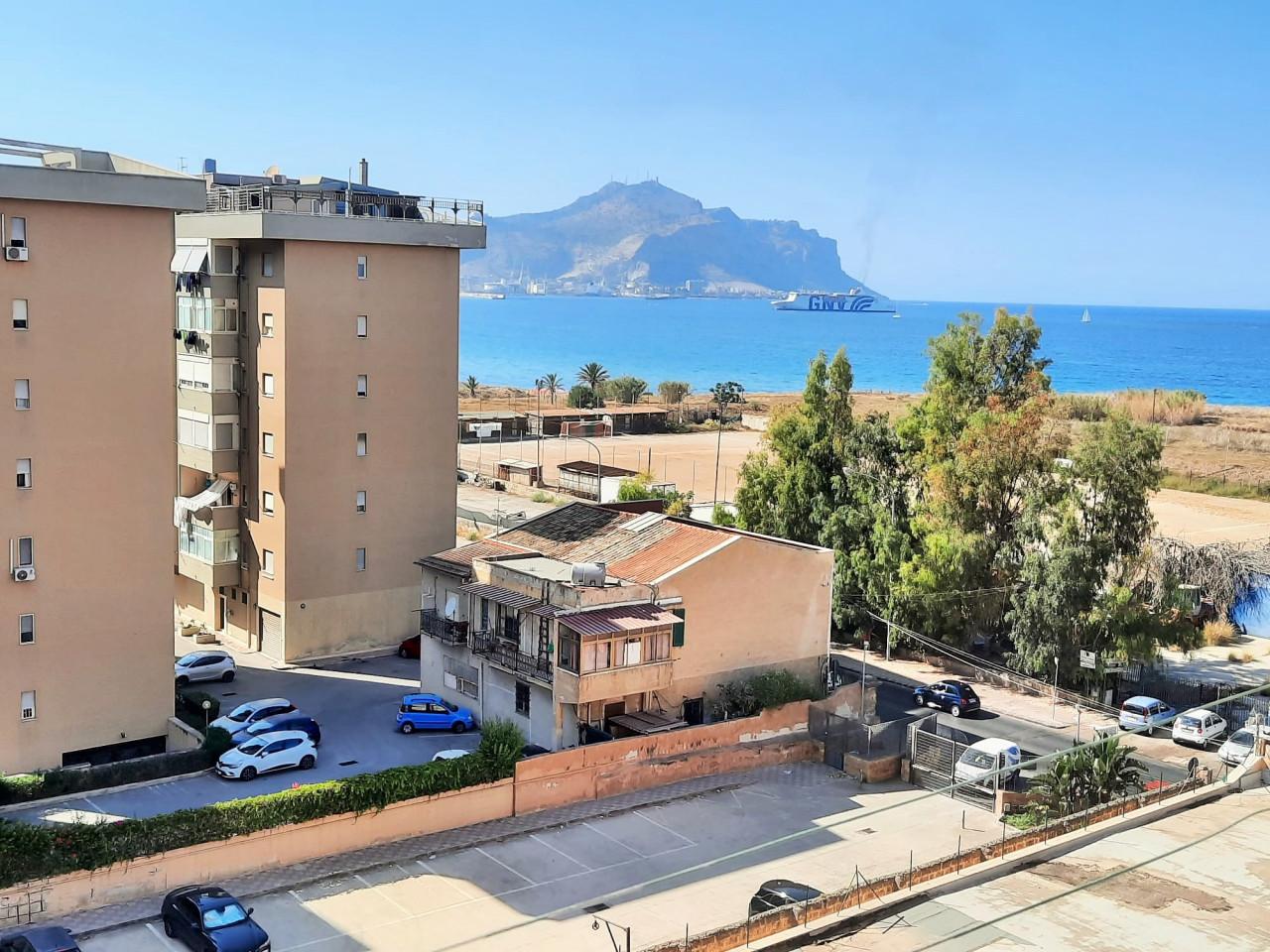 6-Zimmer Wohnung in Palermo, Italy, Nr. 13702