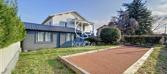 4 bedrooms Villa in Meyzieu, France No. 346411 2