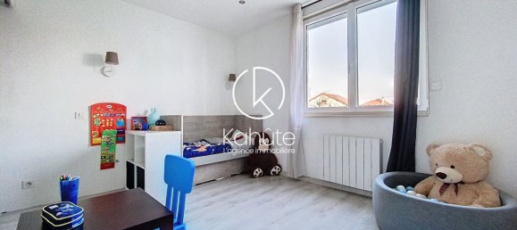 4 bedrooms Villa in Meyzieu, France No. 346411 13