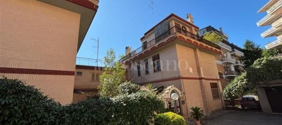 Apartamento de 5 habitaciónes en Rome, Italy No. 270282 36