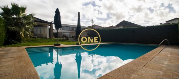 3 Schlafzimmer Haus in Maia, Portugal, Nr. 52493 5