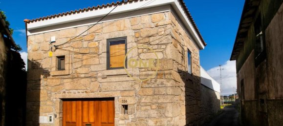 3 Schlafzimmer Haus in Maia, Portugal, Nr. 52493 2