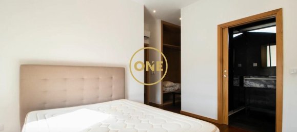 3 Schlafzimmer Haus in Maia, Portugal, Nr. 52493 21