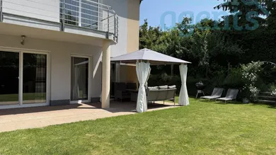 Casa de 5 dormitorios en Wilhering, Austria No. 137223