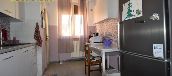 3 rooms Apartment in San Benedetto del Tronto, Italy No. 225746 7