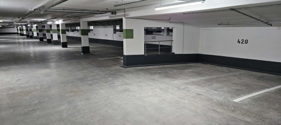 Parkplatz in München, Germany, Nr. 318404 8