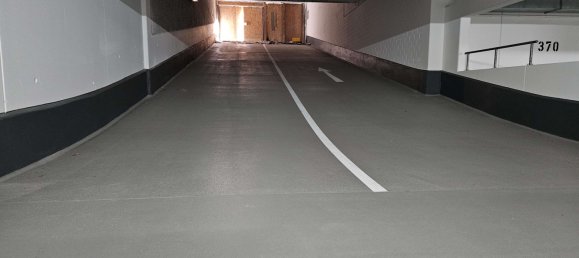 Parkplatz in München, Germany, Nr. 318404 6