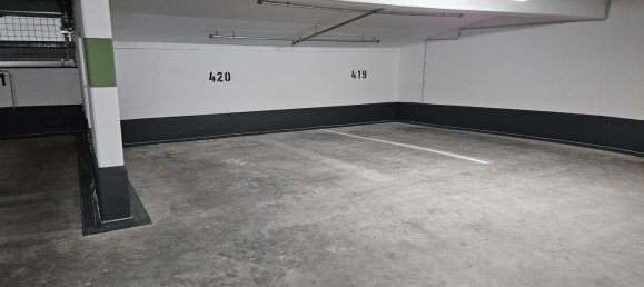Parkplatz in München, Germany, Nr. 318404 2