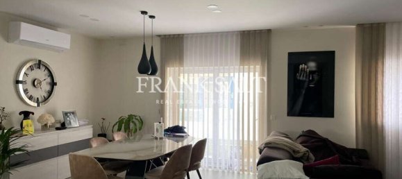 Apartamento de 3 dormitorios en Mosta, Malta No. 11620 2