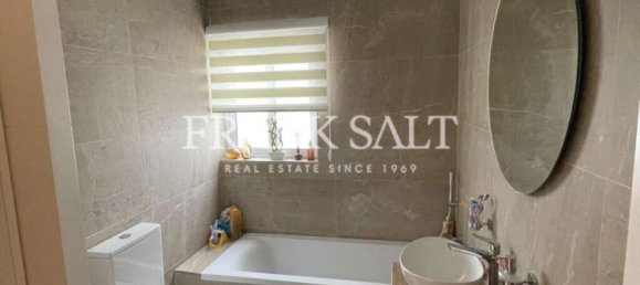 Apartamento de 3 dormitorios en Mosta, Malta No. 11620 7