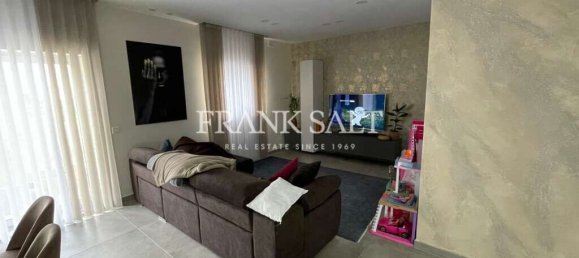 Apartamento de 3 dormitorios en Mosta, Malta No. 11620 9