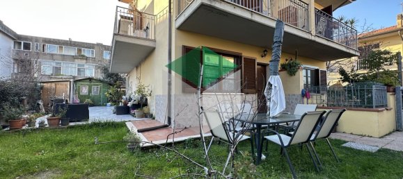 Casa de 5 divisões em Viareggio, Italy N.º 193906 86