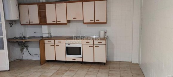 4 bedrooms Apartment in Zaragoza, Spain No. 187234 7