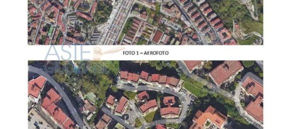 5 rooms Apartment in Naples, Italy No. 10286 25