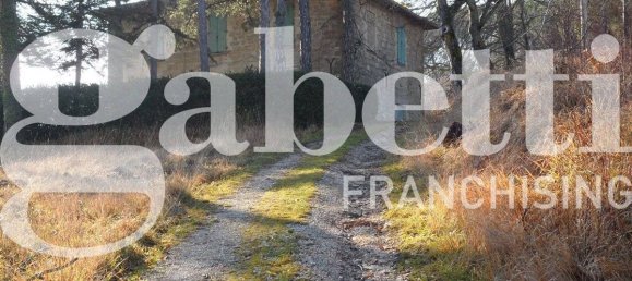 5 rooms House in Gubbio, Italy No. 154621 2