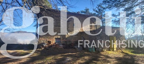 5 rooms House in Gubbio, Italy No. 154621 10