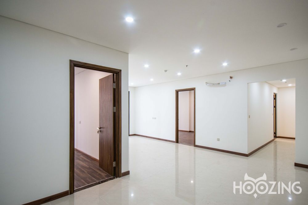 Квартира с 2 спальнями в Район 10, Вьетнам № 17812