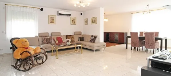 12-Zimmer Villa in Bamberg, Germany, Nr. 53987 9