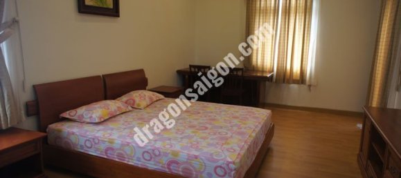 336m² House in District 7, Vietnam No. 11144 5