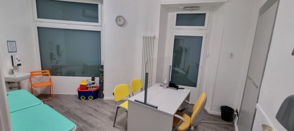 Bureau à Villa Guardia, Italy 92m² No. 199363 12