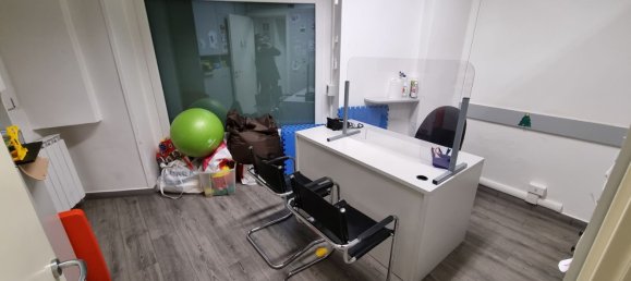 Bureau à Villa Guardia, Italy 92m² No. 199363 10