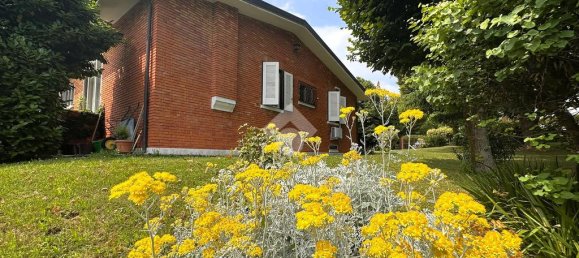 3 bedrooms Villa in Grezzana, Italy No. 257631 23