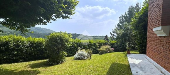 3 bedrooms Villa in Grezzana, Italy No. 257631 22