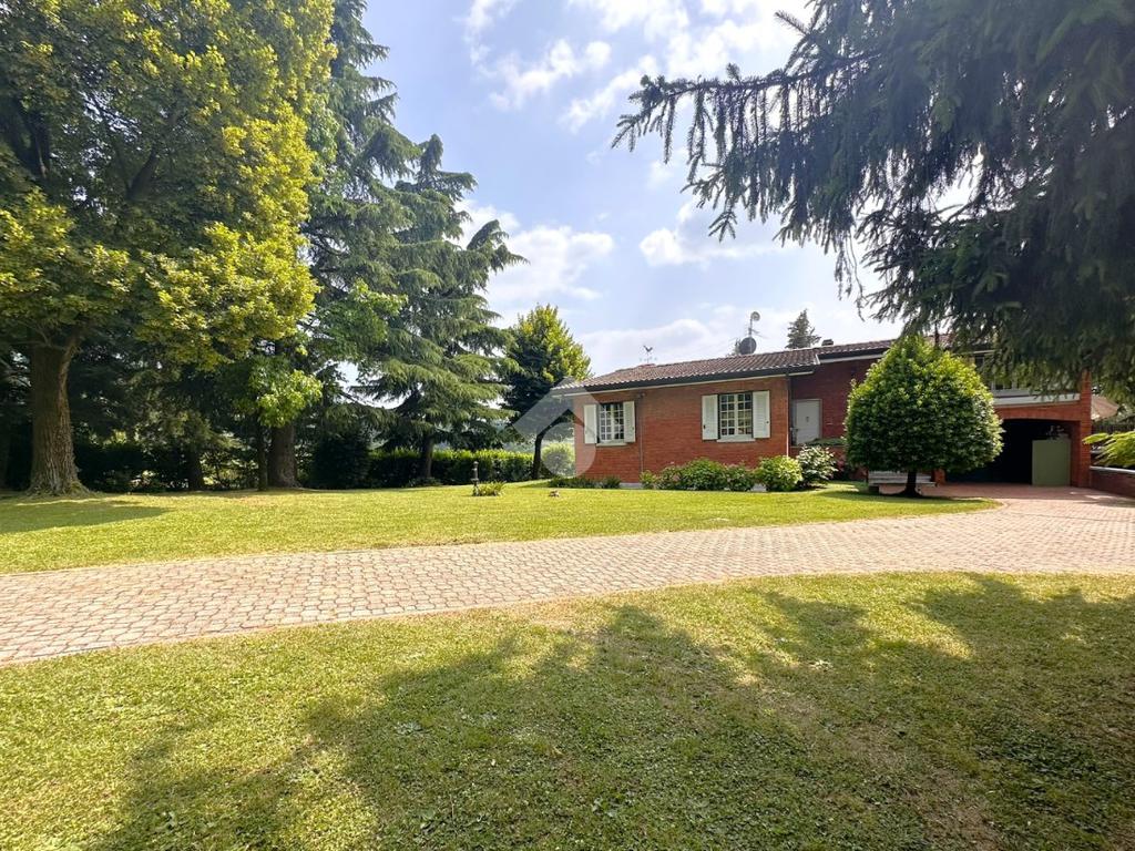 3 bedrooms Villa in Grezzana, Italy No. 257631