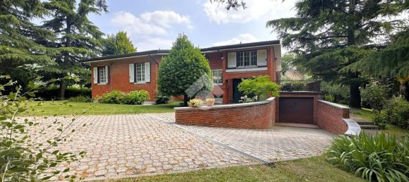 3 bedrooms Villa in Grezzana, Italy No. 257631 4