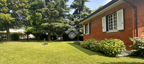 3 bedrooms Villa in Grezzana, Italy No. 257631 19