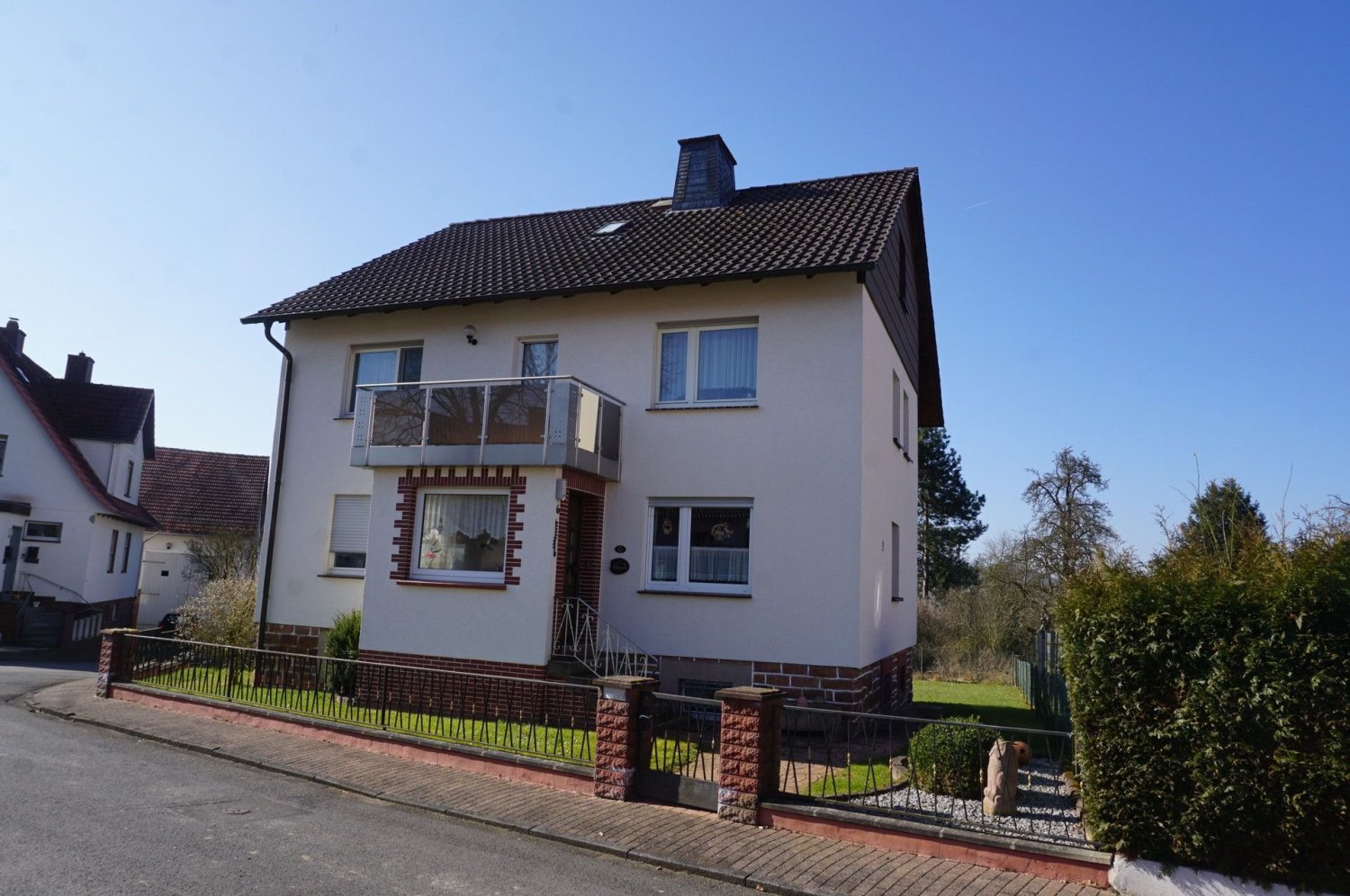 9-Zimmer Haus in Schwalm-Eder, Germany, Nr. 211171