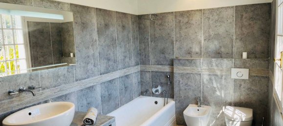 Villa de 5 dormitorios en Nice, France No. 328092 24