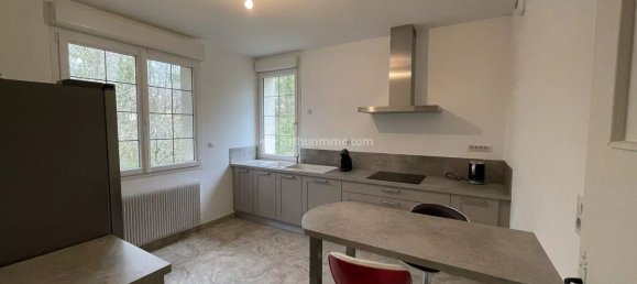 Casa de 4 dormitorios en Neufchateau, France No. 92136 2