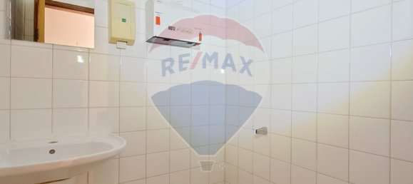 91m² Commercial property in Monte Gordo, Portugal No. 69741 8