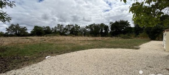 Casa de 3 dormitorios en Bressuire, France No. 305716 13